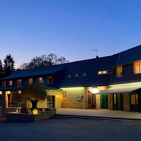 Hotel Roc Land Les Portes du Coglais Exterior foto